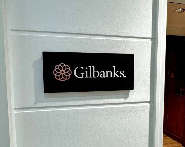 Wall graphic with dimensional lettering